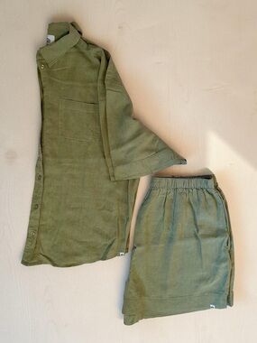 Animal Olive Green Button Down Top and Shorts Set Linen Blend L/XL